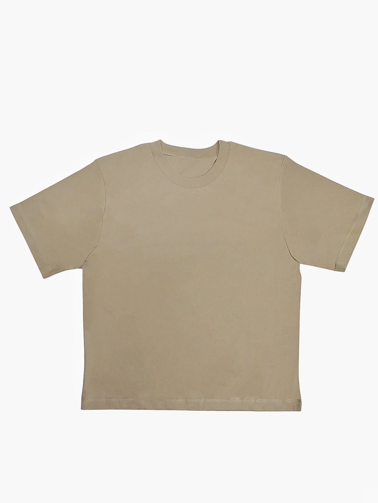 POLO BOXY FIT BASICO "BEIGE OSCURO"