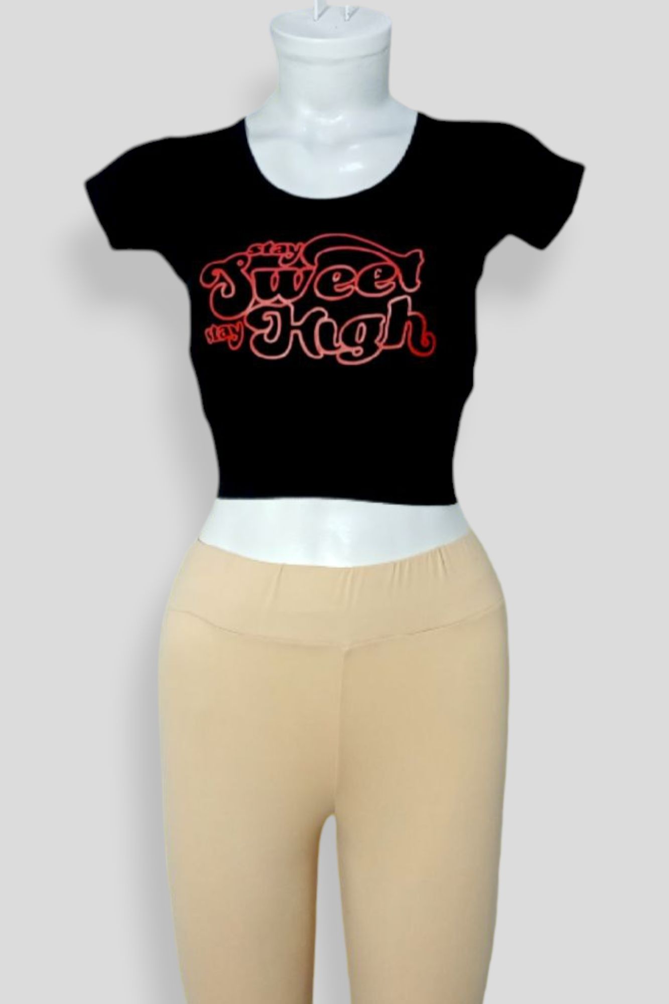 CROP TOP NEGRO STAY SWEET STAY HIGH