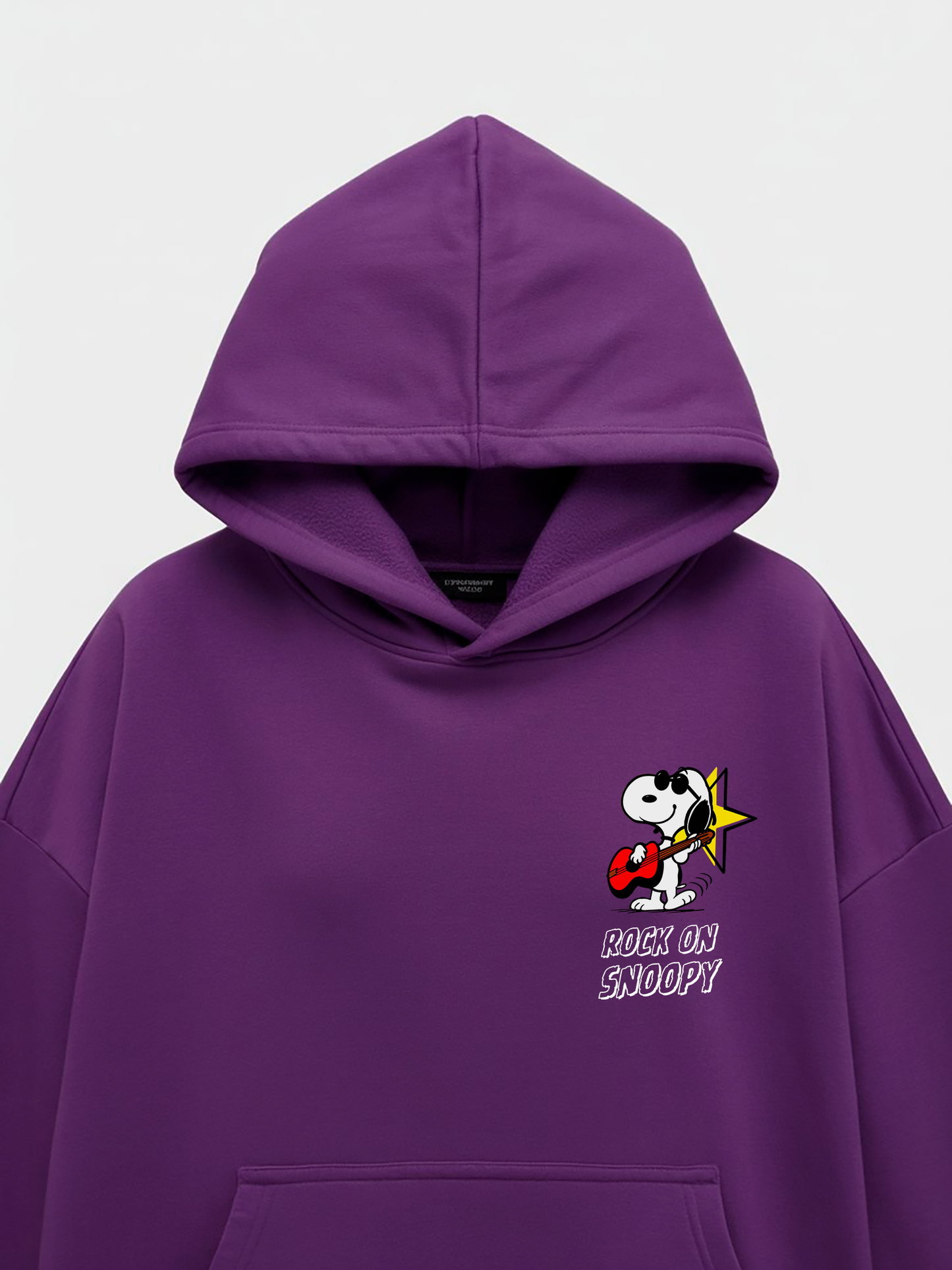 POLERA OVERSIZE "SNOOPY ROCKSTAR"